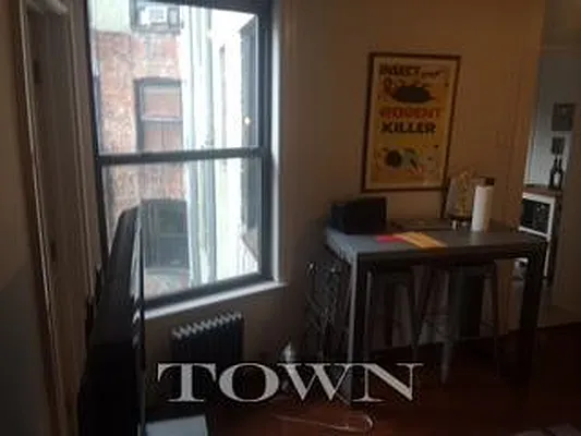 Rented by Town Residential | media 35