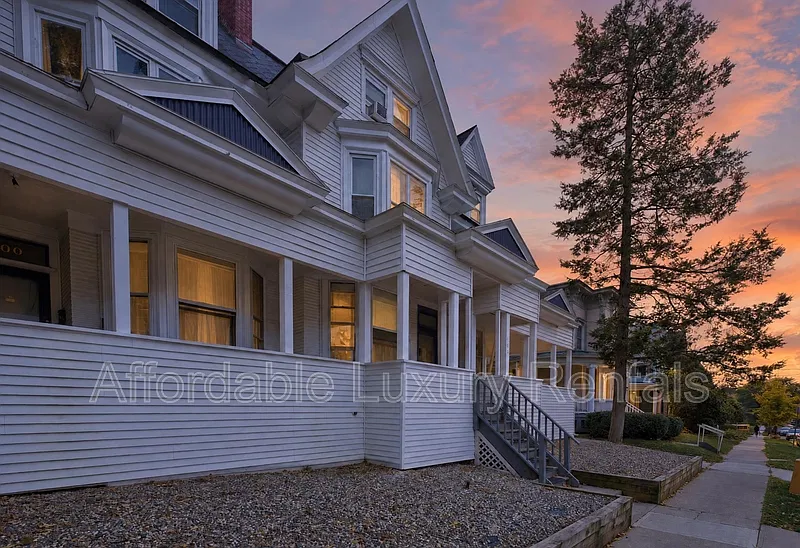 102 S Lake Ave #2