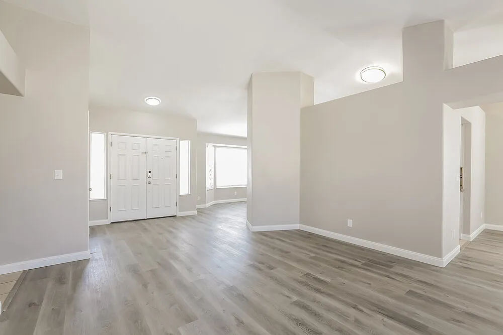 3 bed, 2.0 bath, 1509 sqft, $2,130 — Photo 4