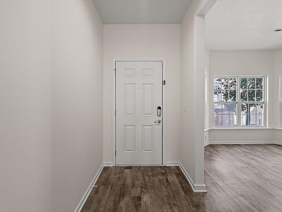 4th image of 3207 Geary Trl
