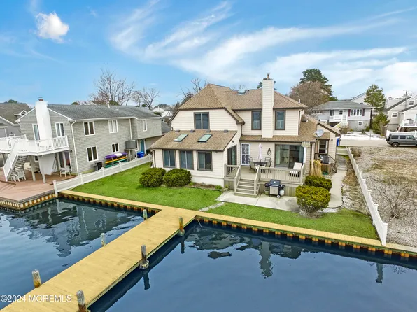 35 Bay Way, Brick, NJ 08723