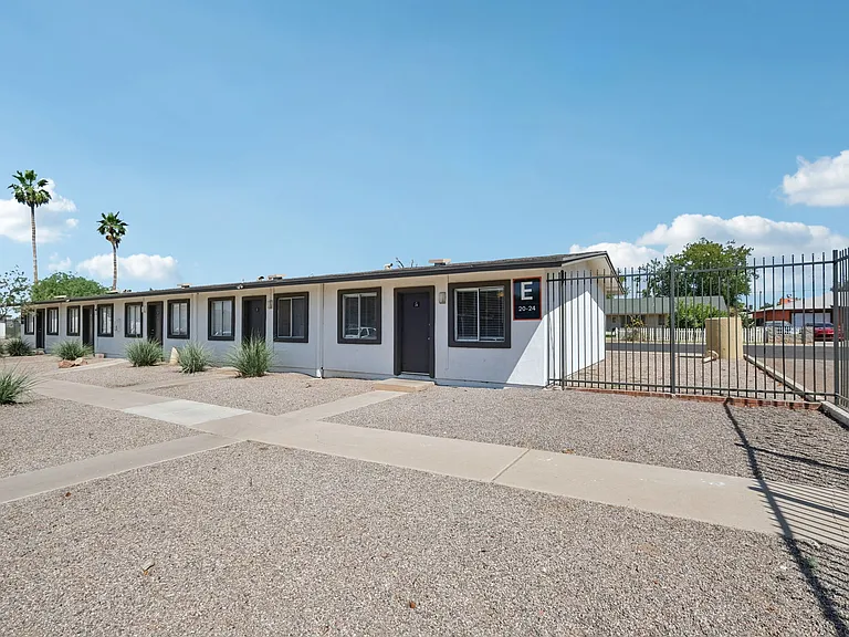 Mariposa Flats — Photo 57
