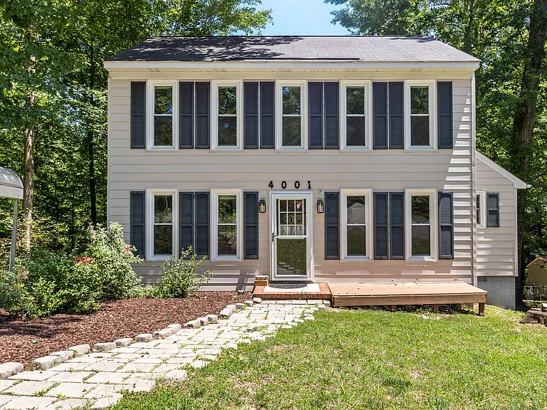 4001 London Rd — Photo 1
