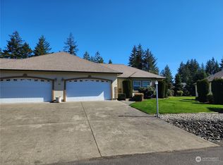 140 E Beaumont Dr #B, Shelton, WA 98584