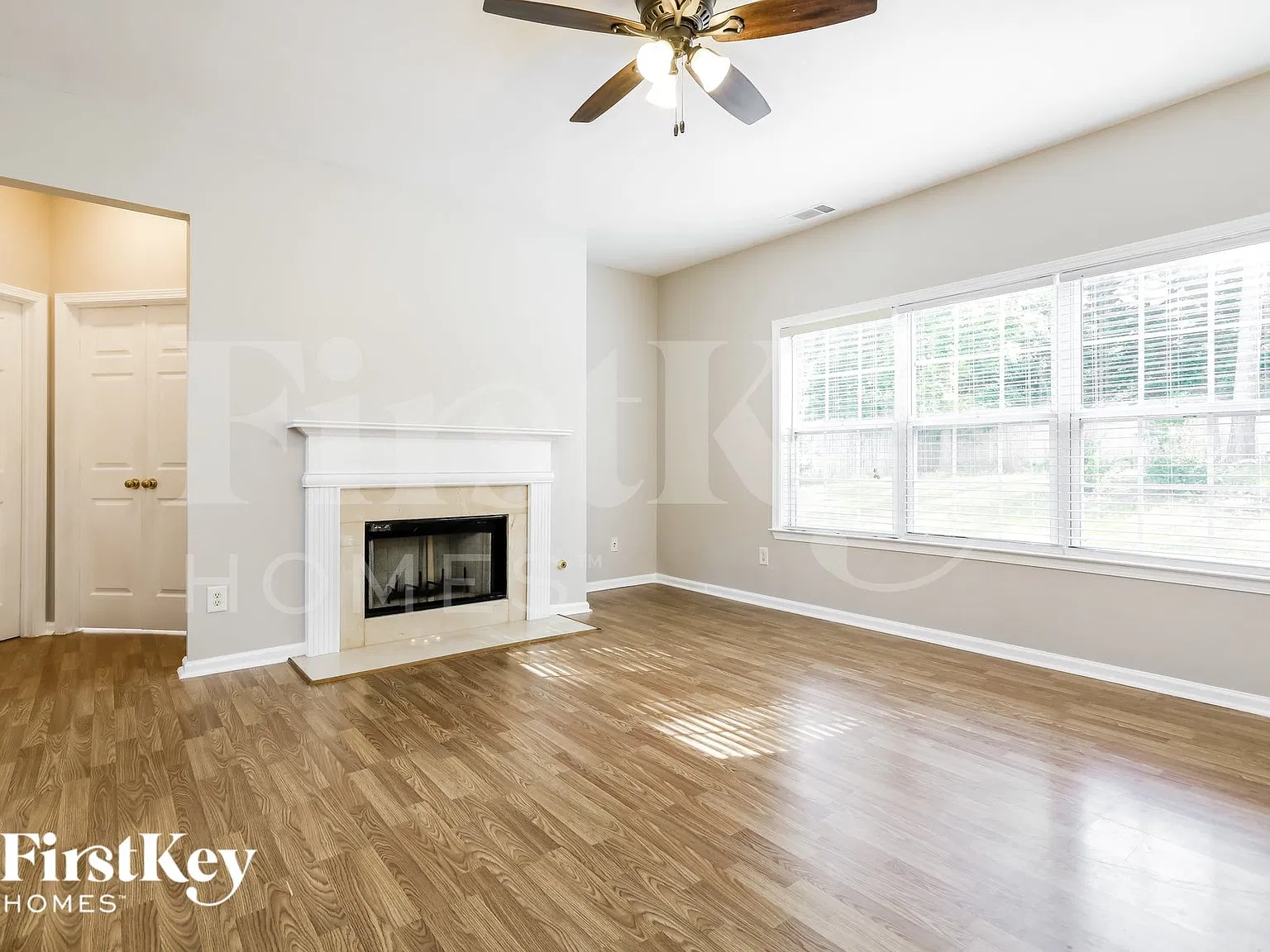 5 bed, 3.0 bath, 3024 sqft, $3,250 — Photo 2