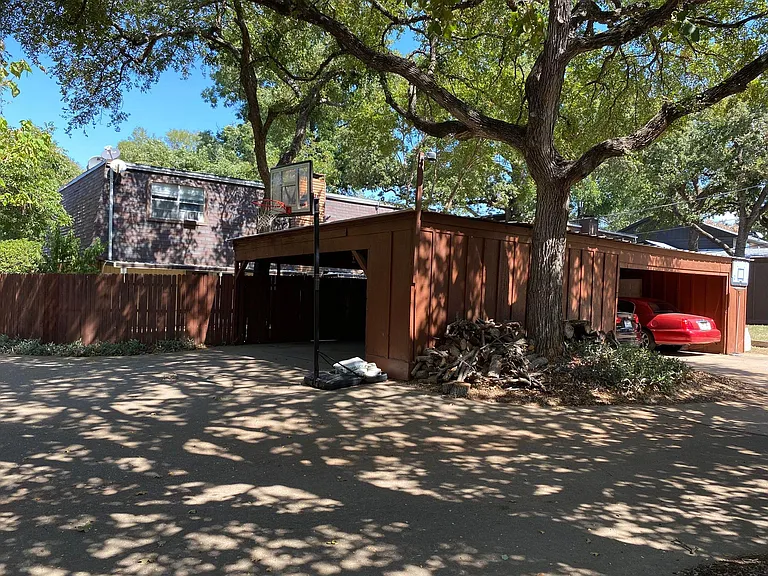 7608 Bridges Ave — Photo 14