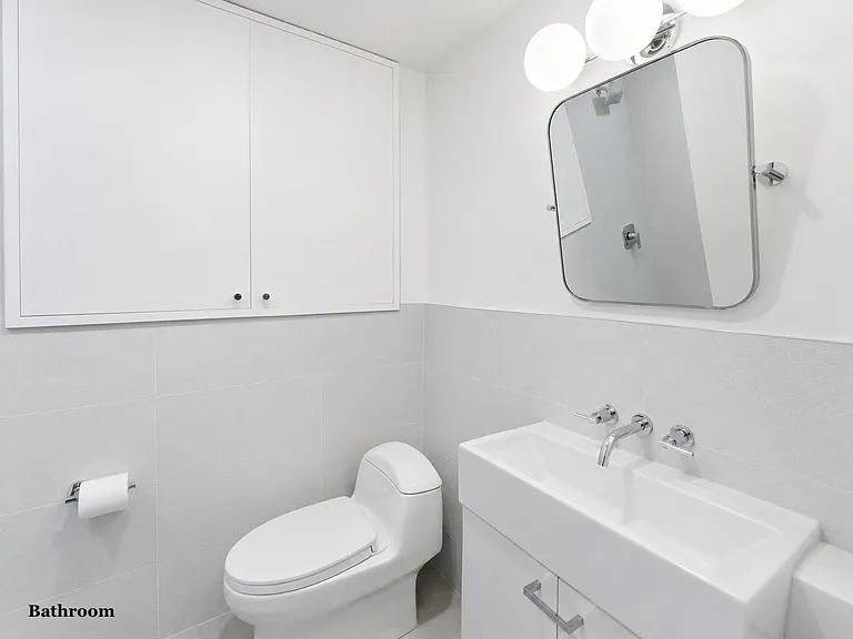 200 E 32nd St #35E — Photo 9