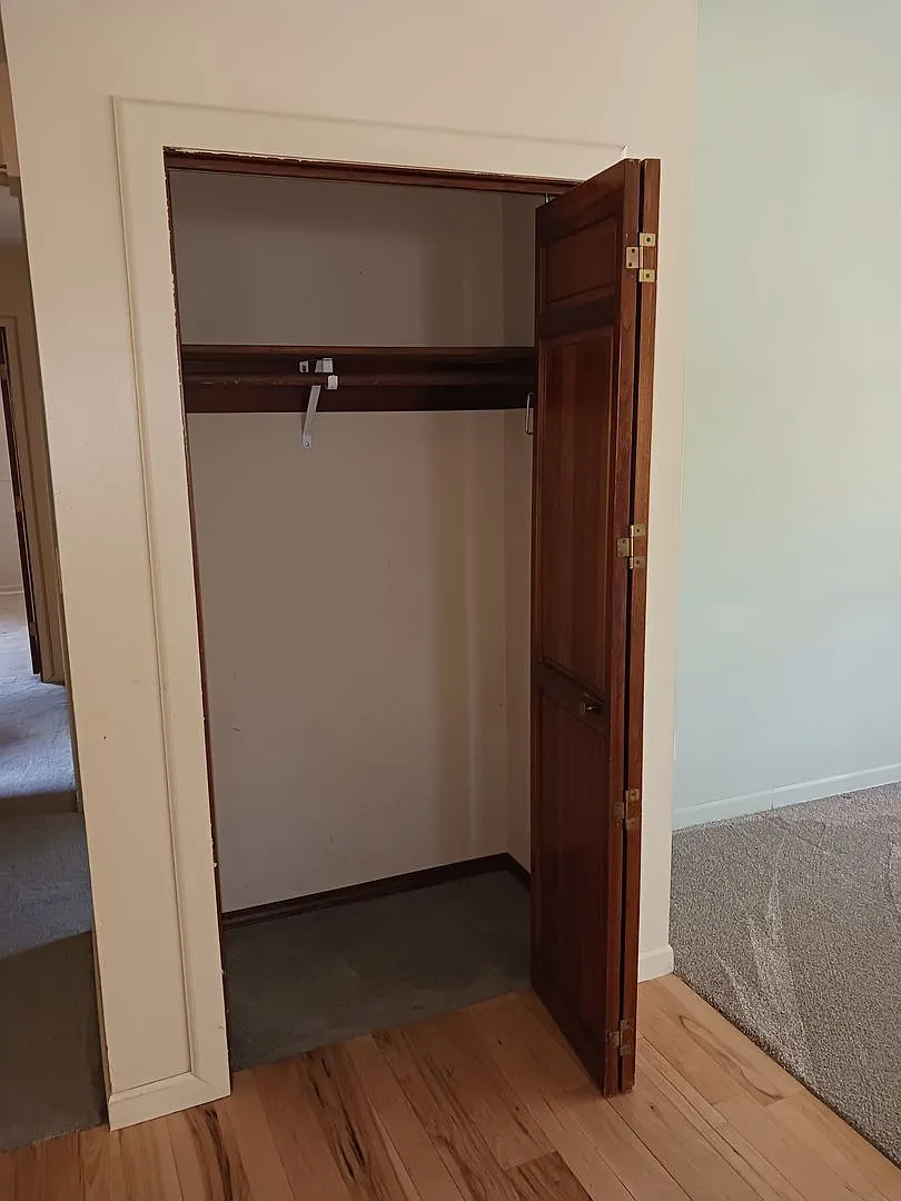 708 Highland Dr — Photo 4