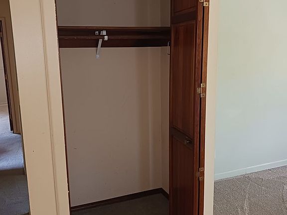 4th image of 708 Highland Dr
