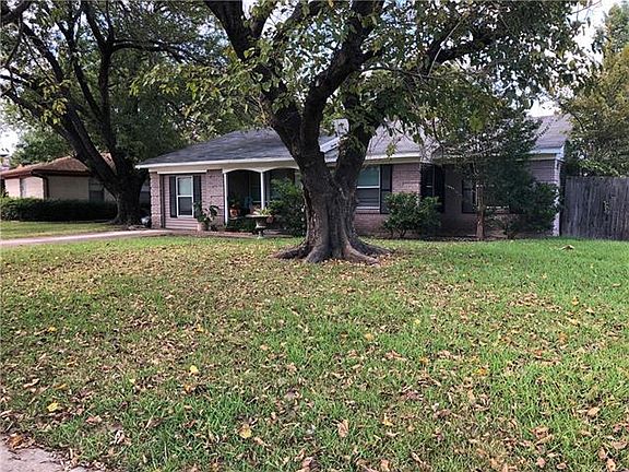 2nd image of 3401 Sheryl Dr