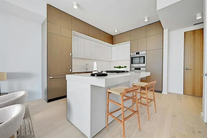 1 bed, 1.0 bath, 910 sqft, $3,900 — Photo 4