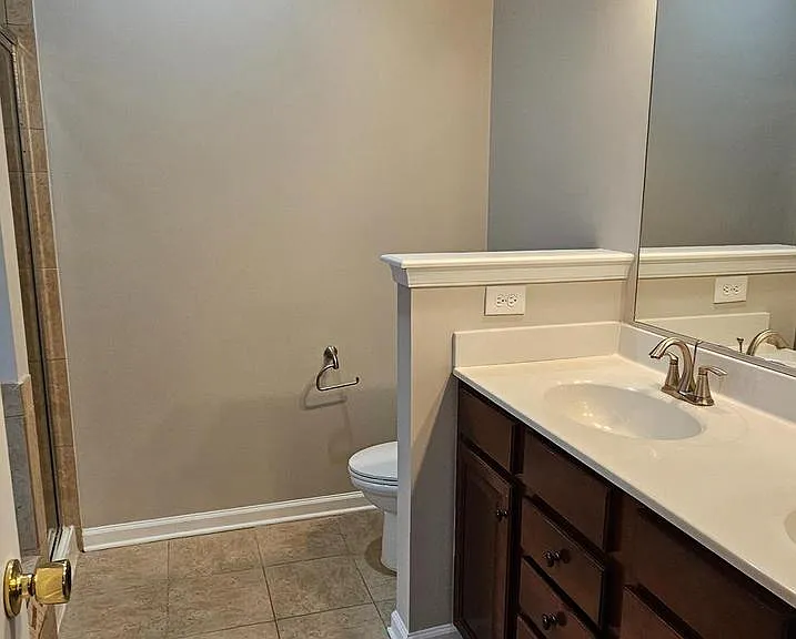 311 Prestwick Ln — Photo 5