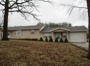 5201 County Road 1820, West Plains, MO 65775