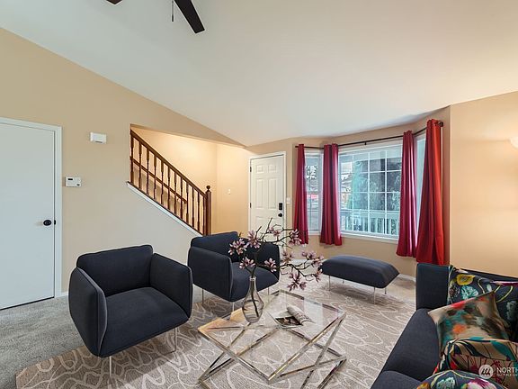 5th image of 7931 265th Street NW