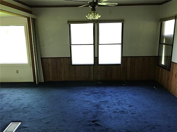 4th image of 111 Marine Dr