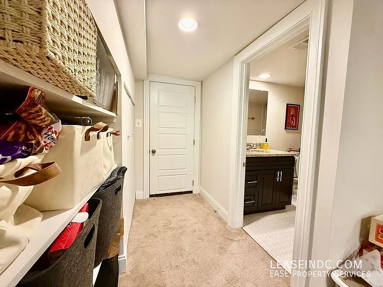 1414 Oak St NW — Photo 30