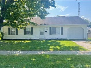 906 Pepperwood Dr, New Carlisle, OH 45344