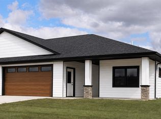 2360 Shagbark Lane Rd #1, Decorah, IA 52101