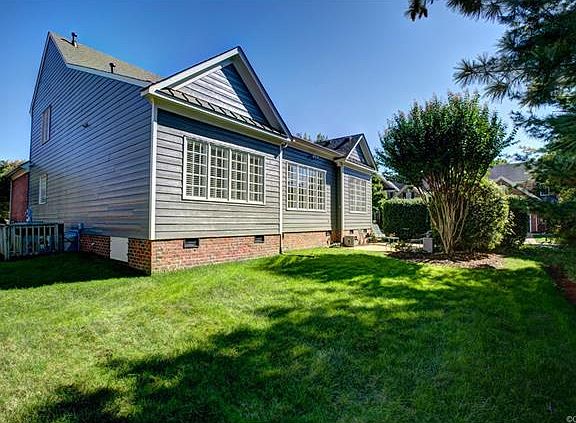 3rd image of 6200 Manaford Cir #7