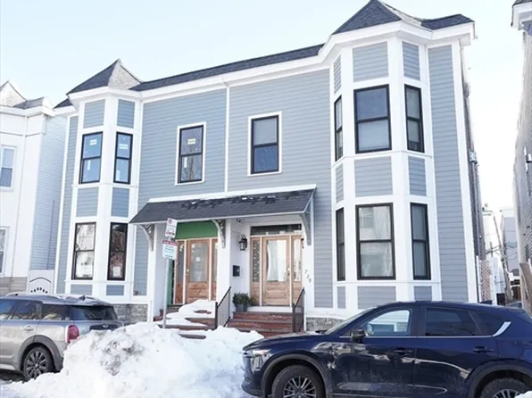 729-731 E 5th St, Boston, MA 02127