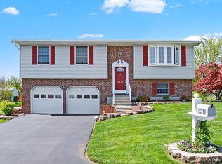 3311 Valley View Rd, Bethlehem, PA 18020