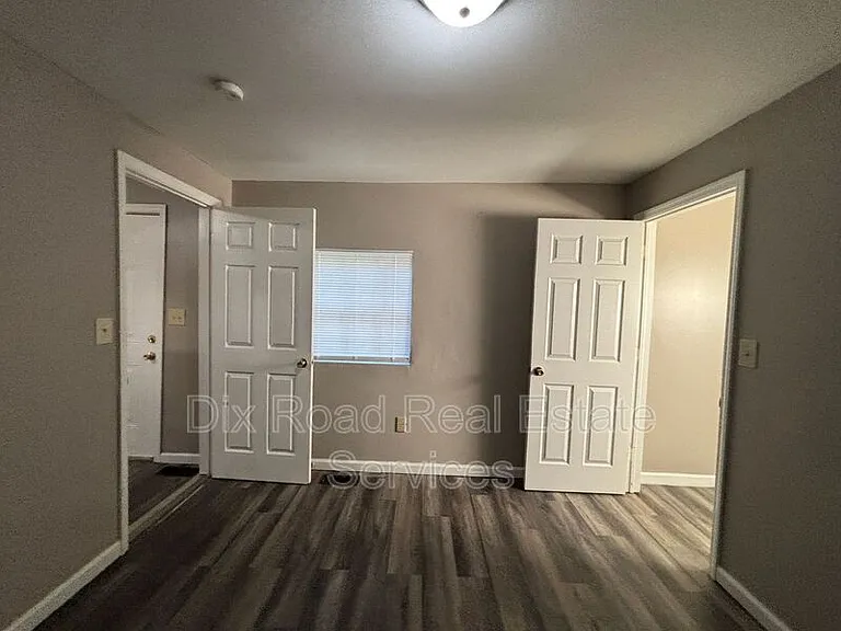 609 18th Ave — Photo 14