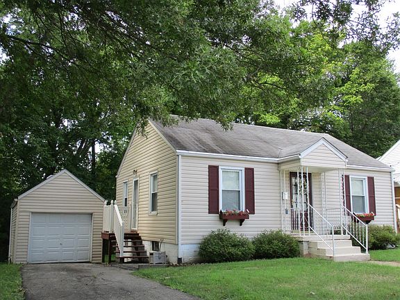 2nd image of 3226 Hawthorne Blvd