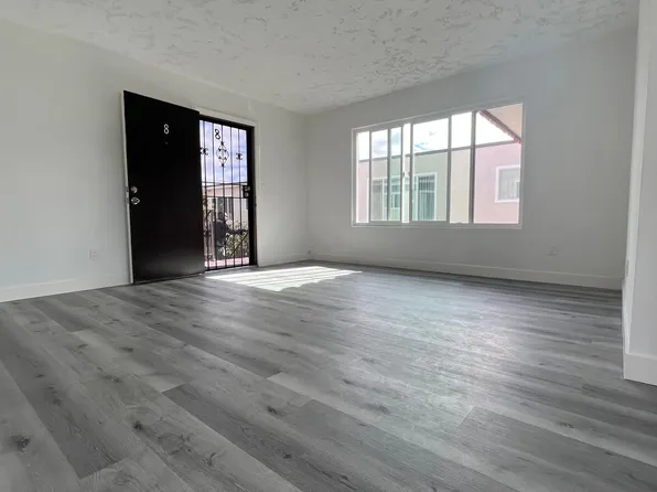 4055 48th Street, 4055 48th St APT 11, San Diego, CA 92105