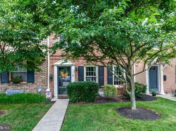 118 Roboda Blvd, Royersford, PA 19468