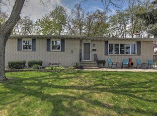 917 S East St, Crown Point, IN 46307