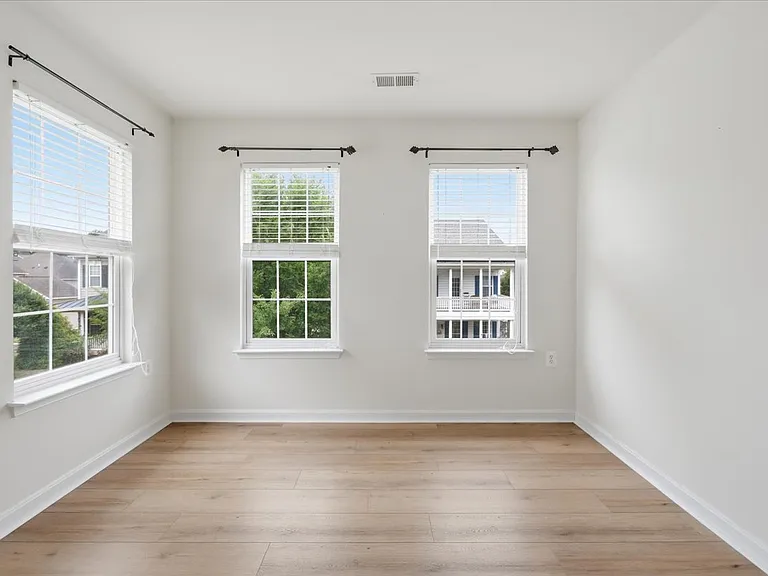 341 Bullskin St — Photo 26