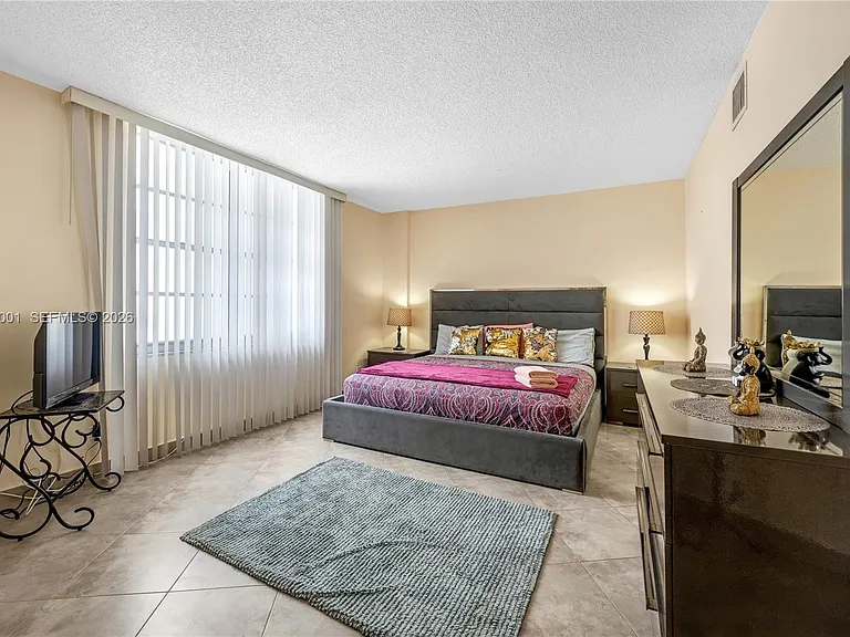 3725 S Ocean Dr #1015 — Photo 15
