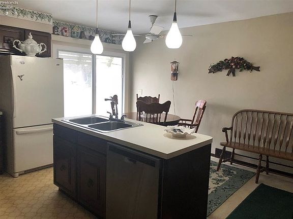 3rd image of 1301 W 33rd St