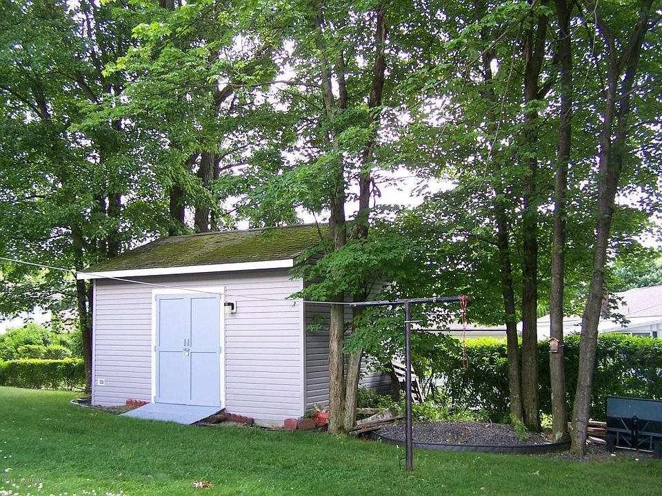 2nd image of 103 Coxe St