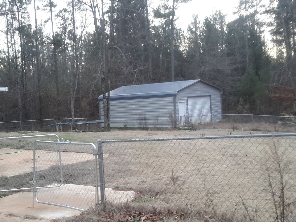2nd image of 40 Pebble Creek Dr