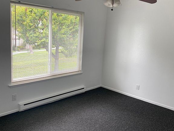 5th image of 2930 Bradford Pl APT B