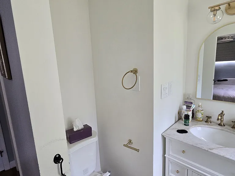 55 Eldred St — Photo 41