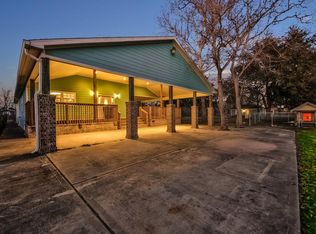 6009 Moore Rd, Santa Fe, TX 77517