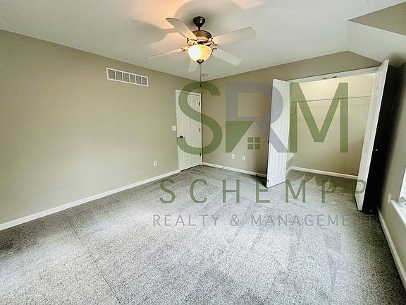 5th image of 102 Weist Pl #108