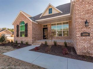 3099 E Peaceful Dr, Fayetteville, AR 72701