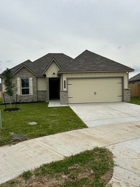 1st image of 2203 John Ross Ct