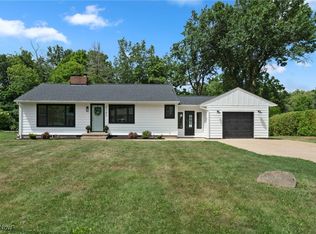 3193 Salmon Dr, Akron, OH 44312