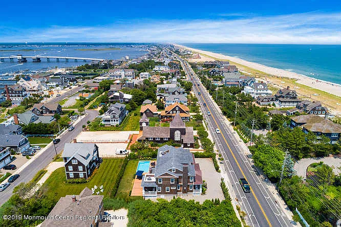 1328 Ocean Ave — Photo 48