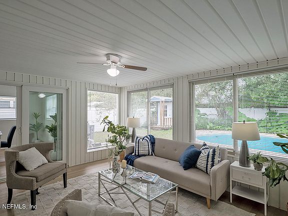 4th image of 7837 RONDEAU Drive E