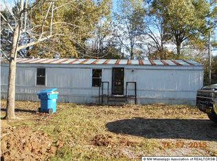 152 Vinson Rd, Byhalia, MS 38611