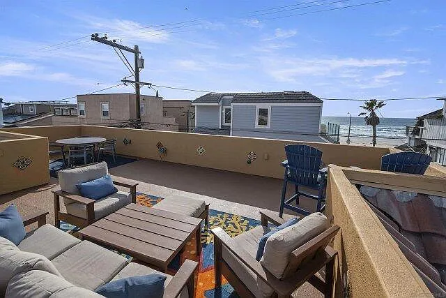 715 Toulon Ct — Photo 29