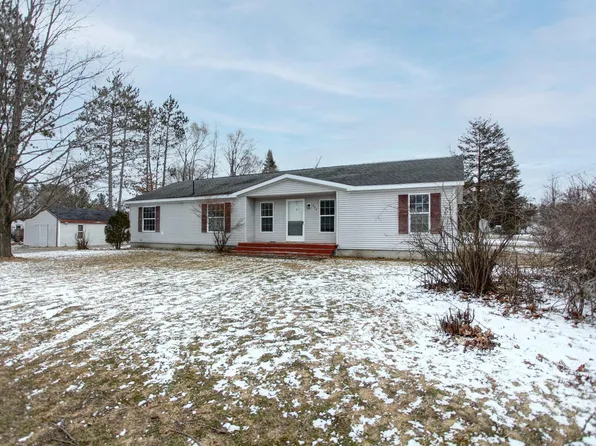 308 N Coral St, Kalkaska, MI 49646