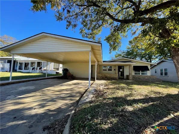 110 N 28th St, Gatesville, TX 76528