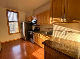 155 Eckford St APT 3L, Brooklyn, NY 11222