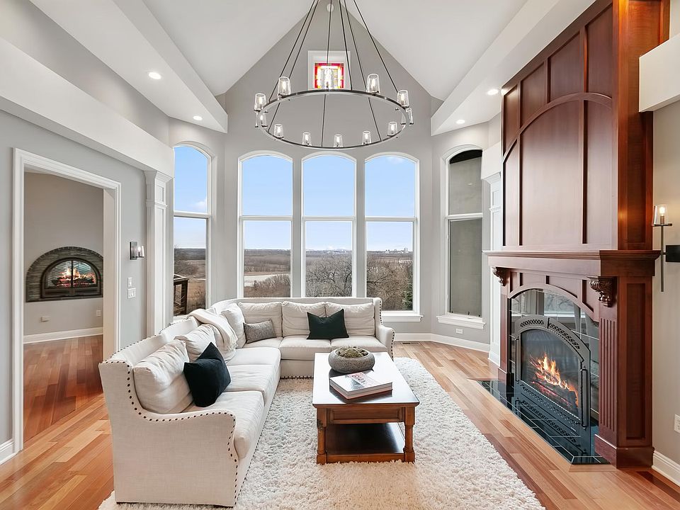 9997 Dell Rd, Eden Prairie, MN 55347 Zillow